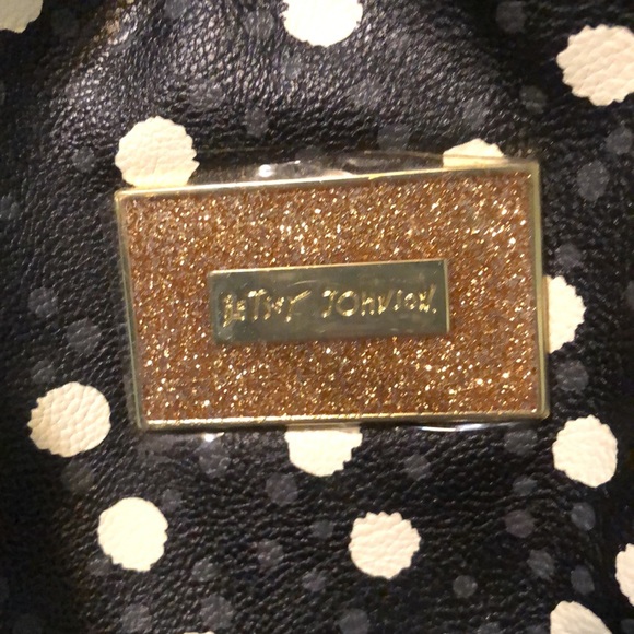 Betsey Johnson Handbag & Wallet Set - Picture 5 of 16